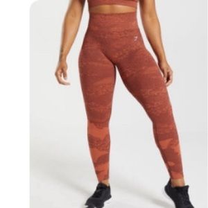 Gym shark adapt camo seamless leggings. Size XS